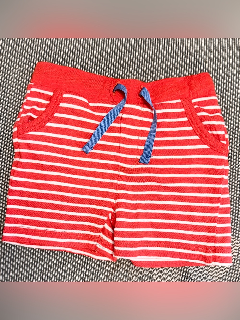 NWT Baby Boden Hot Air Balloon T shirt and shorts 6-9M - Picture 5 of 7